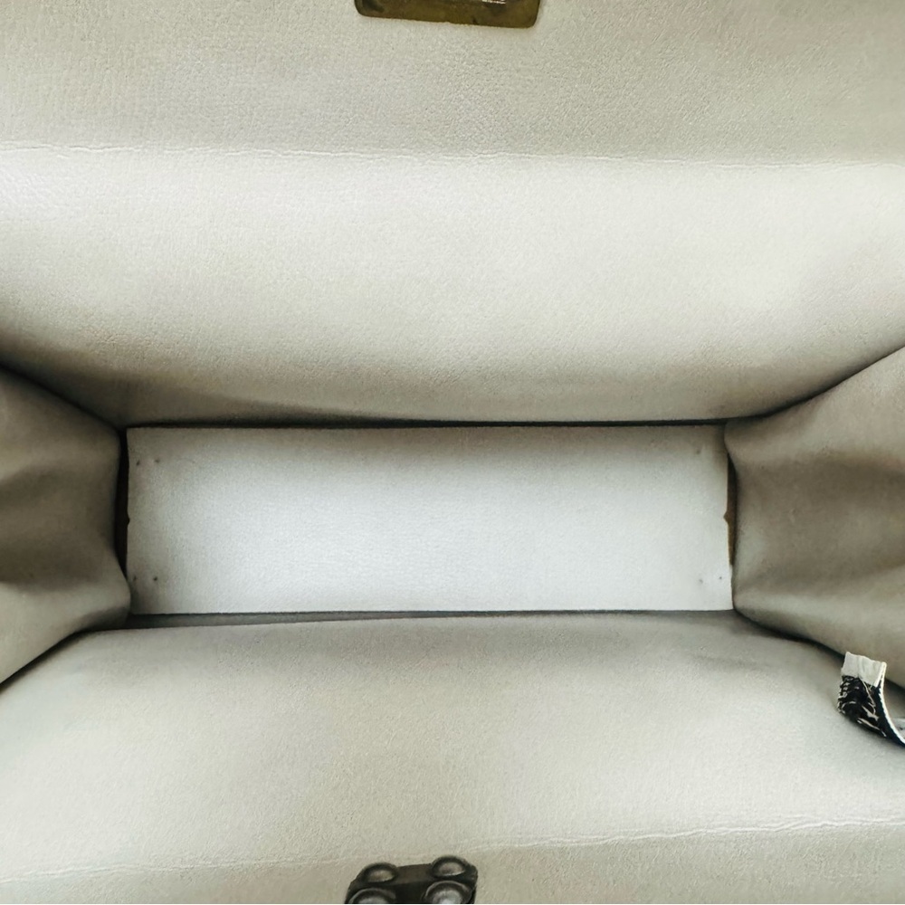 Cream Tote Bag With Textured Pattern And Structur… - image 4